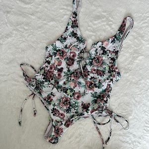 Kittenish floral one piece swimsuit